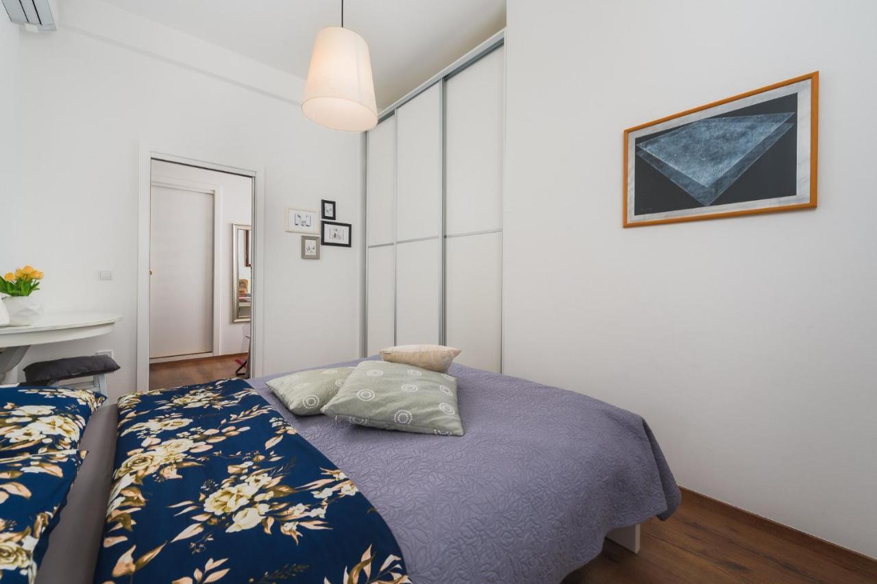 Apartment Nina Porec Exterior photo